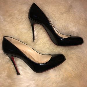 Black patent Fifi 100 pumps